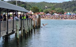 Many children and some adults took a break from the official Waitangi Festival programme on 6 February 2026 with a manu from the Waitangi Bridge.