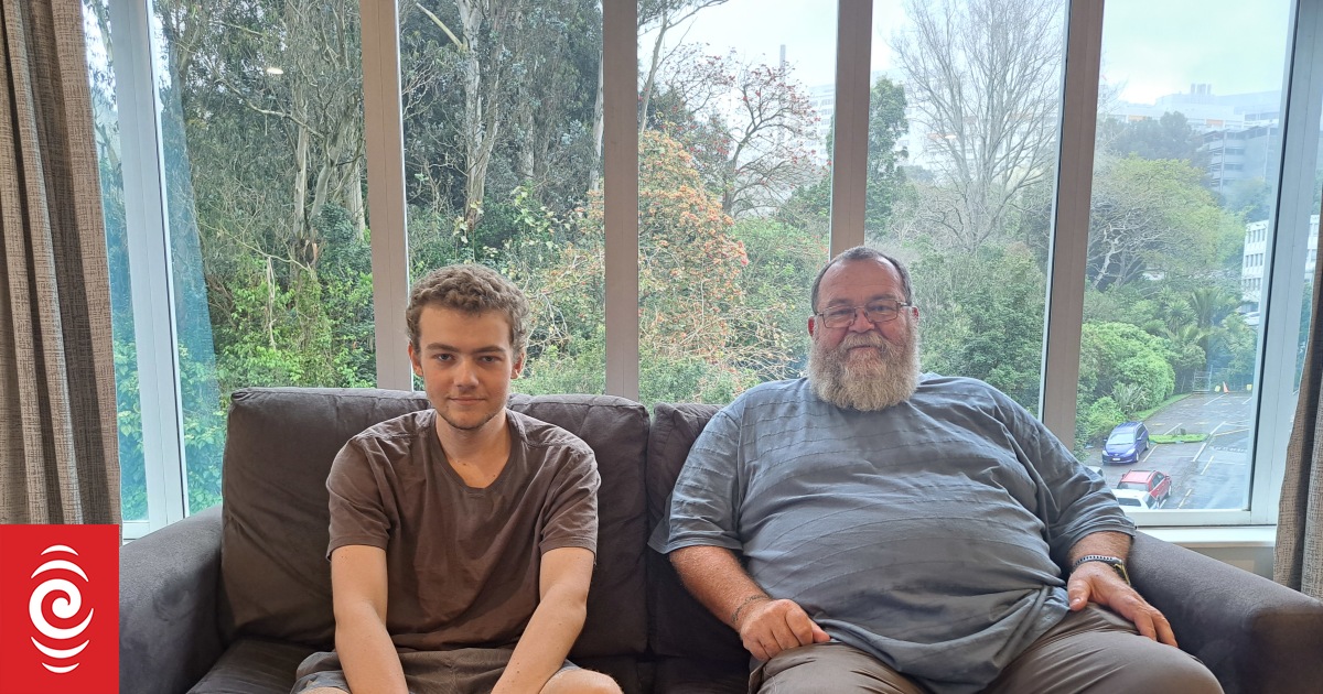 Father of teenager with cancer says travel allowance scheme a 'failure' - Vimarsana News
