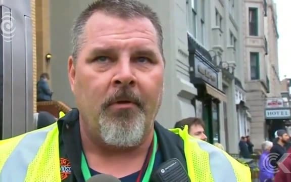 Train crash in New Jersey kills 1, injures 100
