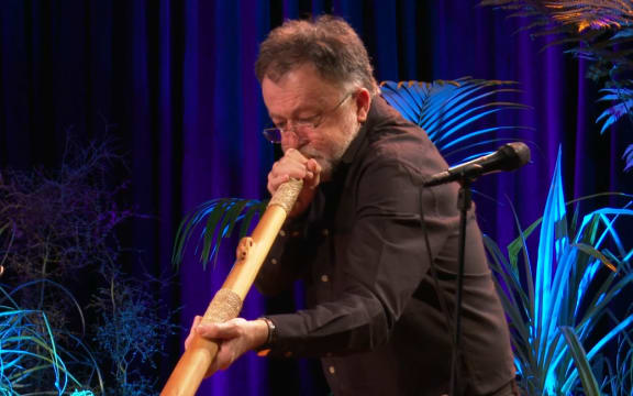 Bob Bickerton plays pū kāea