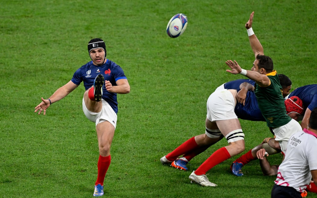 Antoine Dupont (captain) of France. Rugby World Cup France 2023, France v South Africa Springboks Quarter Final match at Stade de France, Saint-Denis, France on Sunday 15 October 2023. Photo credit: Andrew Cornaga / www.photosport.nz