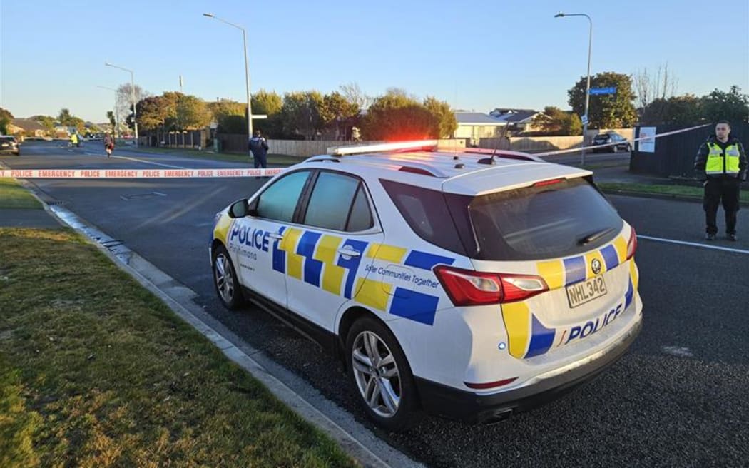A police cordon at Lamorna Rd, Parklands.