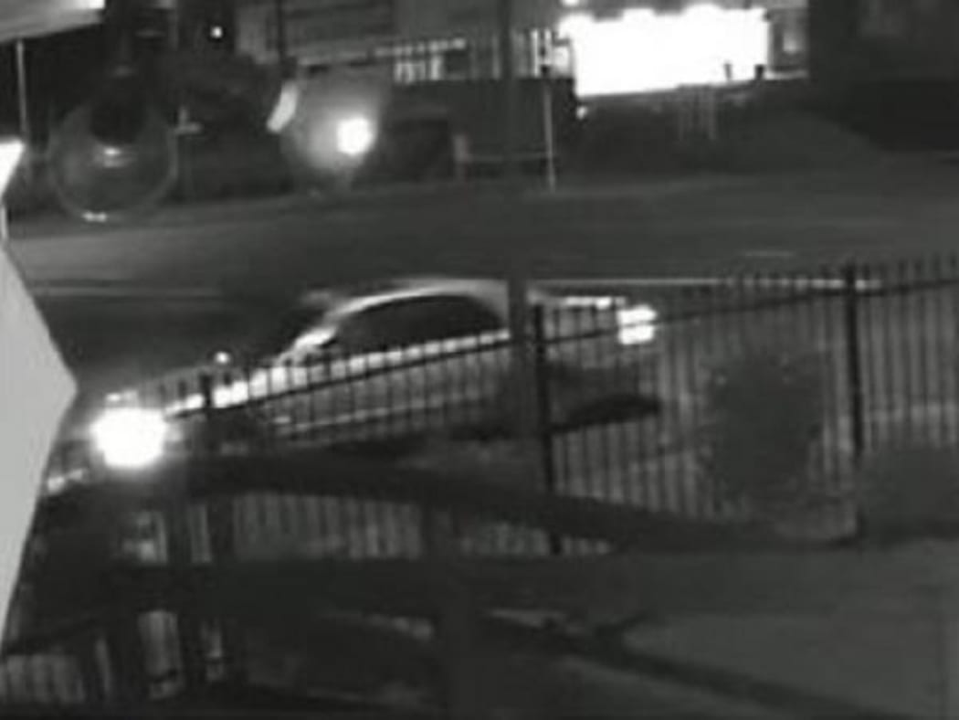 Police want to speak to the occupants of this car which was seen at the Western Community Centre in Hamilton in the early hours of 1 December 2019.