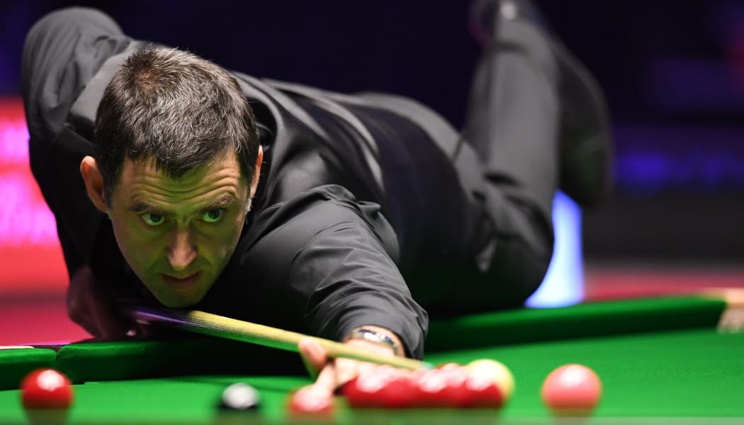 20th January 2019, Alexandra Palace, London, England; Dafabet Masters Snooker final, Ronnie O'Sullivan versus Judd Trump; Ronnie O'Sullivan plays a shot in the fifth frame