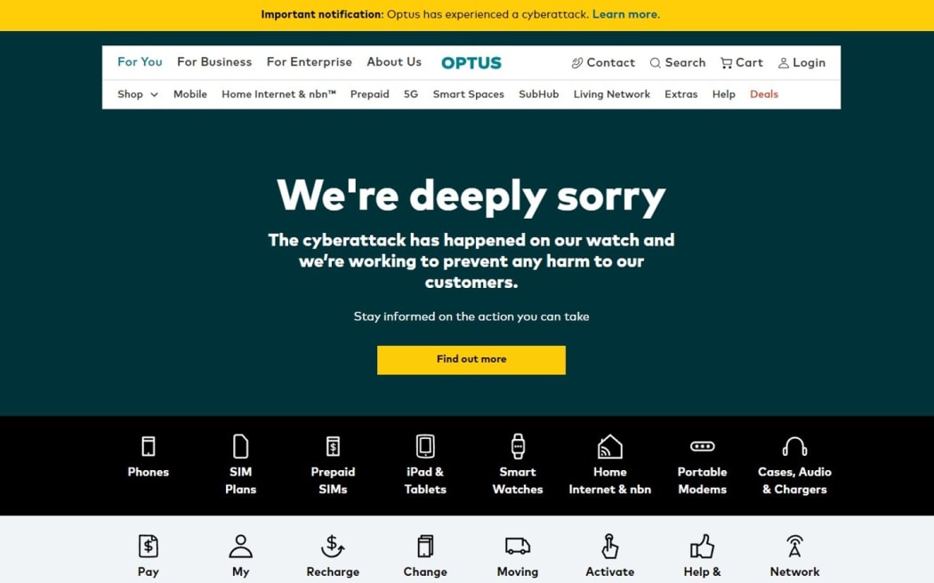 Optus issuing apology on their website for data breach