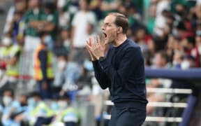 Chelsea manager Thomas Tuchel shouts to his players
