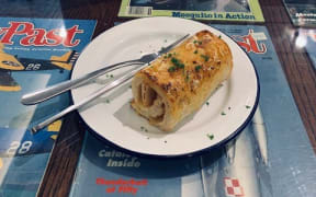 Airspresso Southland Cheese Roll