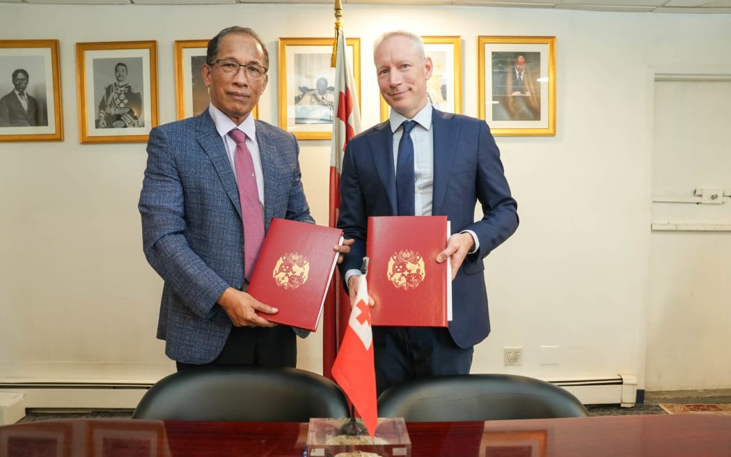 Tongan Minister for Lands, Survey, Planning and Natural Resources, Hon. Dr. ‘Uhila Moe Langi Fasi, and TMC Head of ISA and Sponsoring State Relations Corey McLachlan following the signing of the updated agreement in New York. August 4 2025.