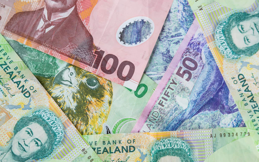 New Zealand paper money notes
