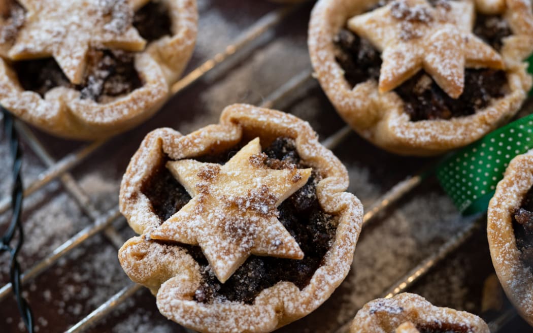 Christmas fruit mince pies