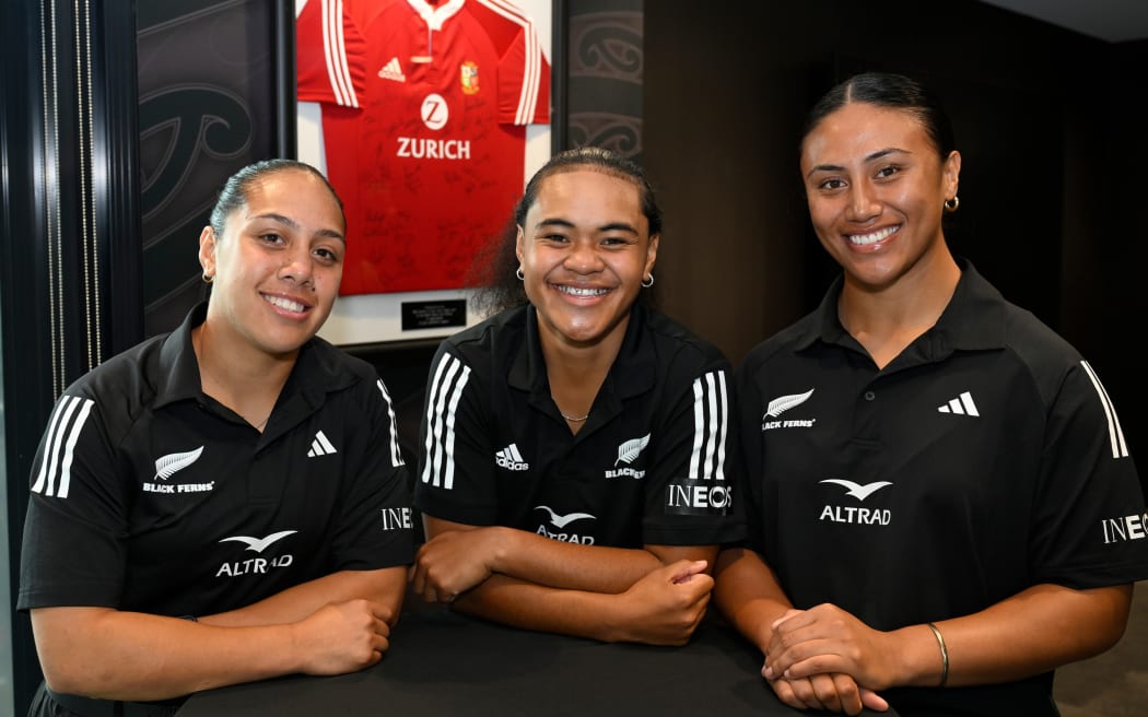 Sylvia Brunt, Patricia Maliepo (centre) and Liana Mikaele-Tu'u during a press conference to announce the British & Irish Lions Women’s Tour in 2027.