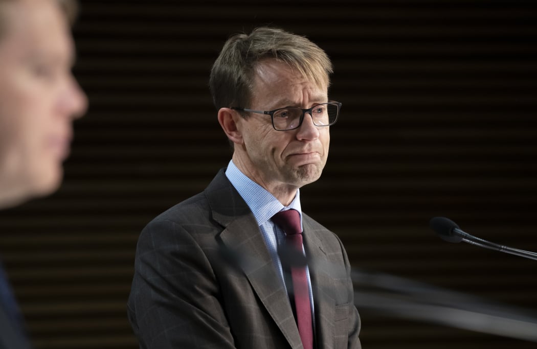 -POOL- Photo by Mark Mitchell: Director general of health Dr Ashley Bloomfield during the Delta outbreak update with  Covid-19 Response Minister Chris Hipkins  at Parliament, Wellington.   20 October, 2021. NZ Herald photograph by Mark Mitchell