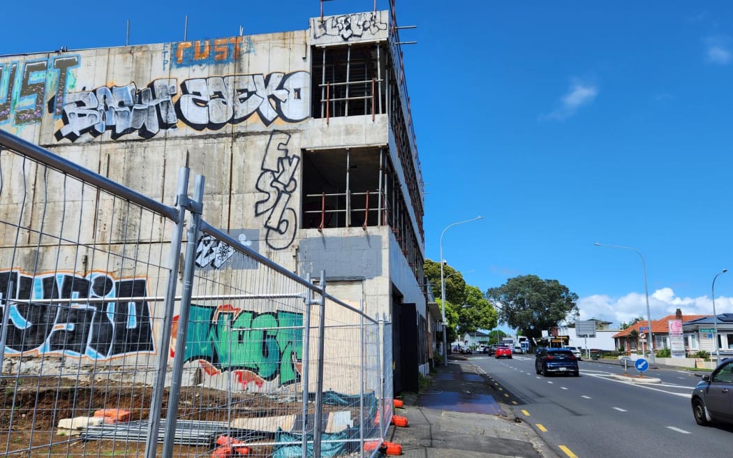 An unfinished apartment block on Manukau Rd in Auckland's Epsom. Originally called the Epsom Central Apartments Project.