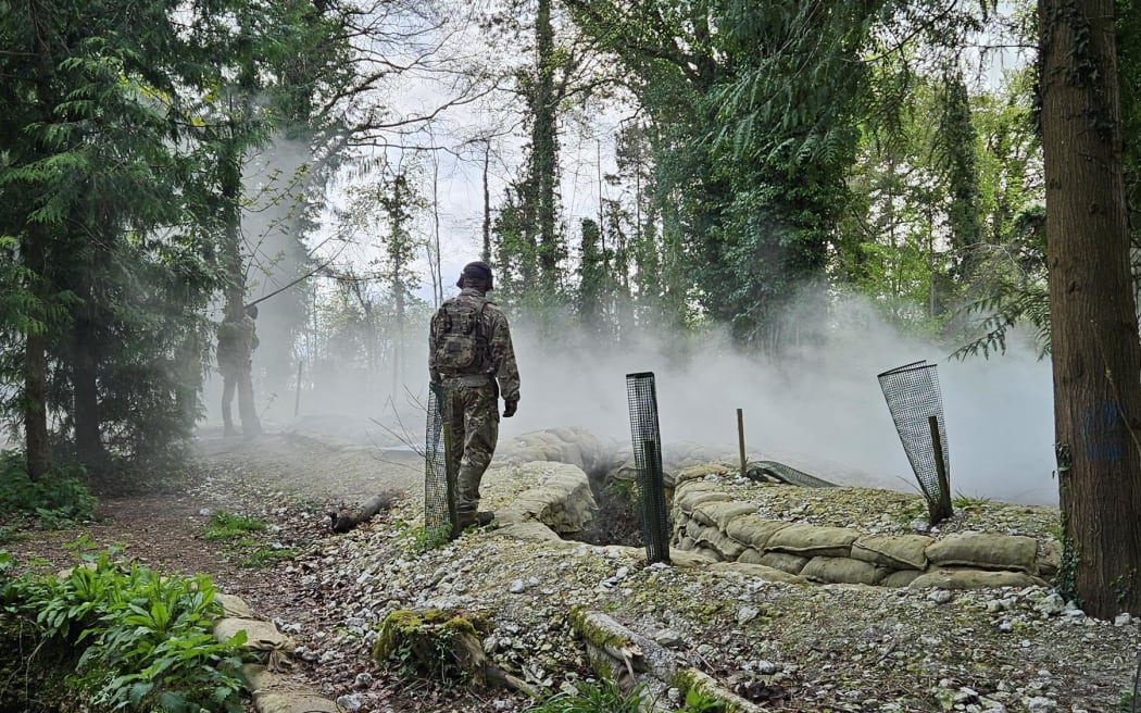 UK Prime Minister Sir Keir Starmer and NZ Prime Minister Christopher Luxon observed a joint defence operation to train Ukrainian troops in the South of England on 23 April 2025.