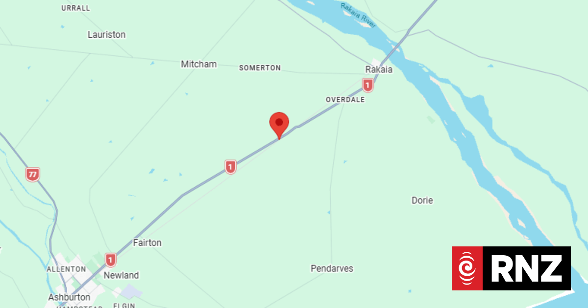 Crash closes section of SH1 near Ashburton