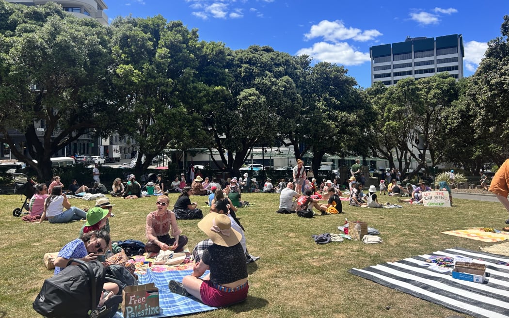 Families and children gather for a picnic on Parliament's lawn calling for a ceasefire in Gaza on 25 January 2024.