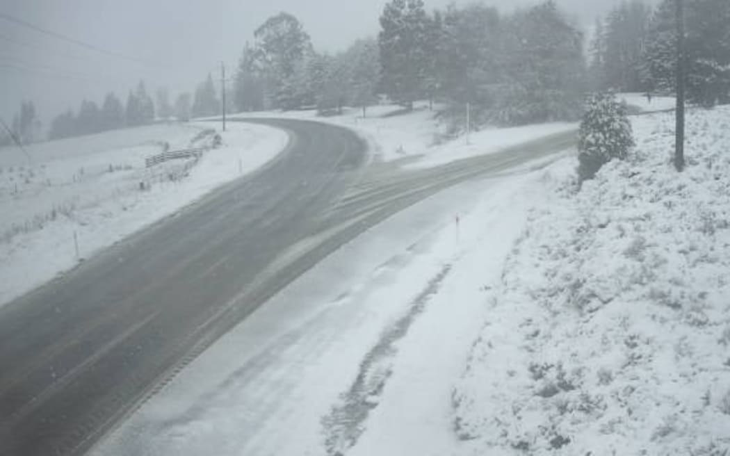 Snow on Jollies Hill, State Highway 6, in Southland on Monday.