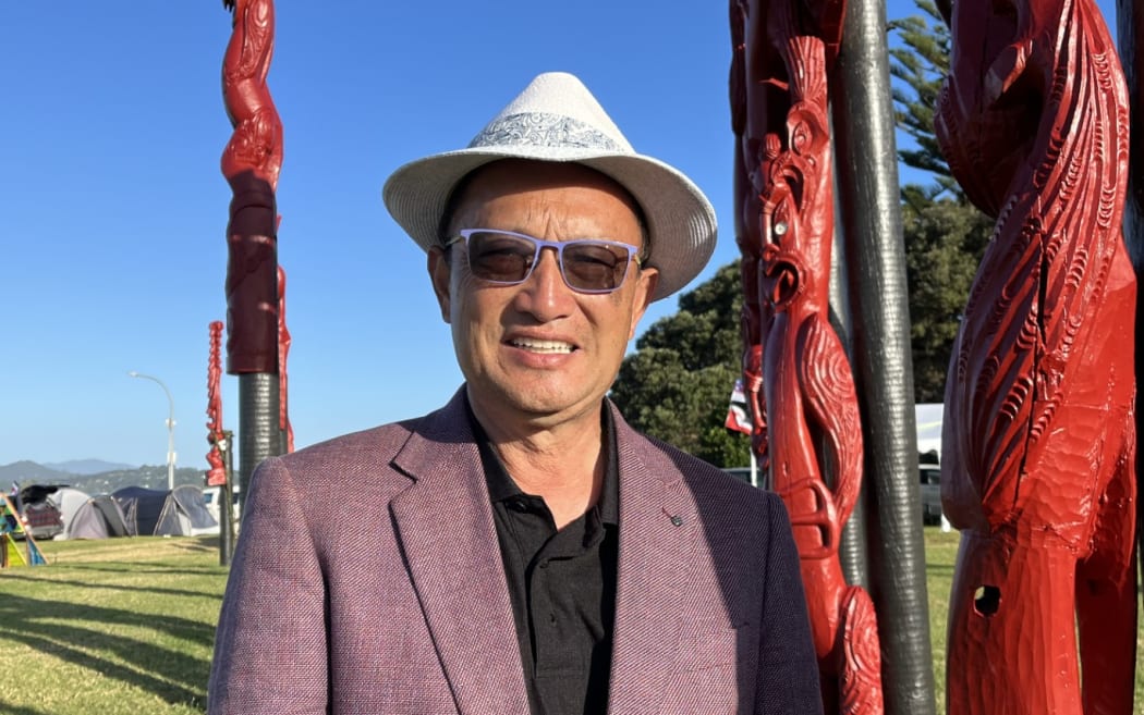 Meng Foon in Waitangi