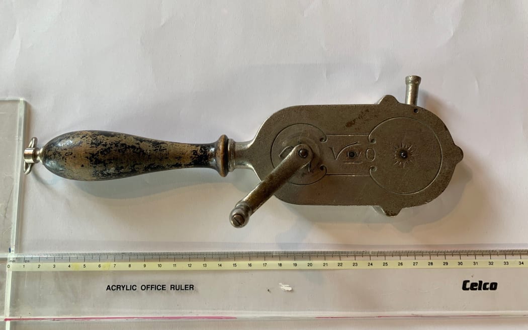 Mechanical device with a hand held crank