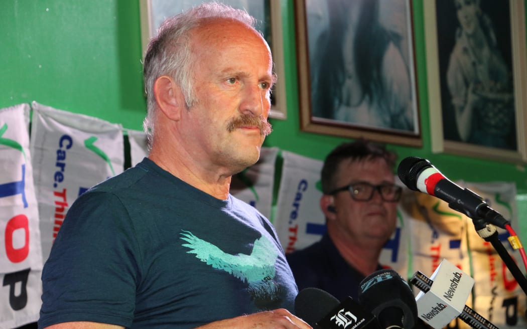 Gareth Morgan speaks to the TOP faithful on Election Night.