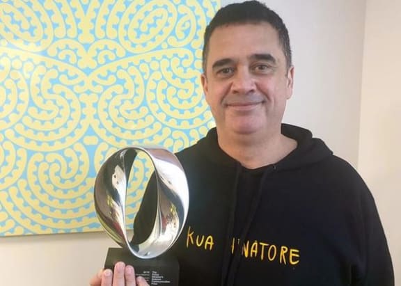 Dr Rangi Mataamua with his tāonga from this years Prime Ministers Science Awards.