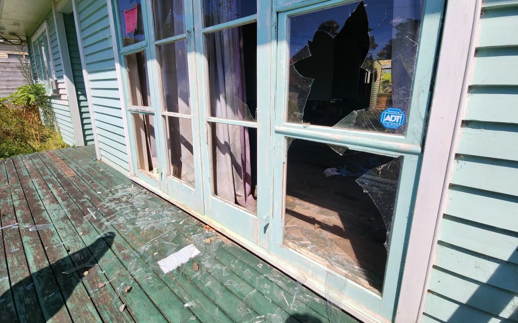 Andrew Marshall's house in Swanson has been red-stickered after the Auckland Anniversary floods in 2023, but looters are taking advantage of the family's absence.