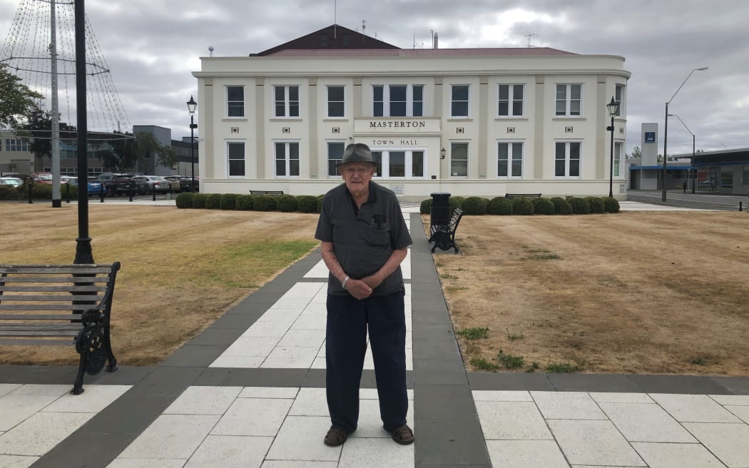 Former NZ First president George Groombridge is pushing for the existing Town Hall building to be restored.