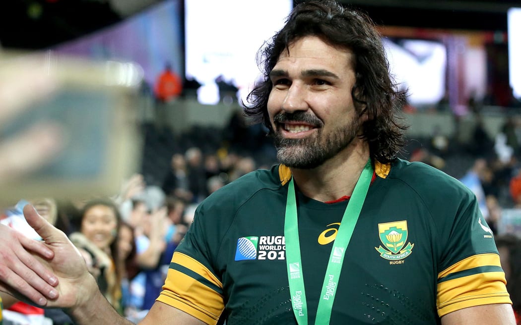South Africa's Victor Matfield with fans at the 2015 Rugby World Cup.
