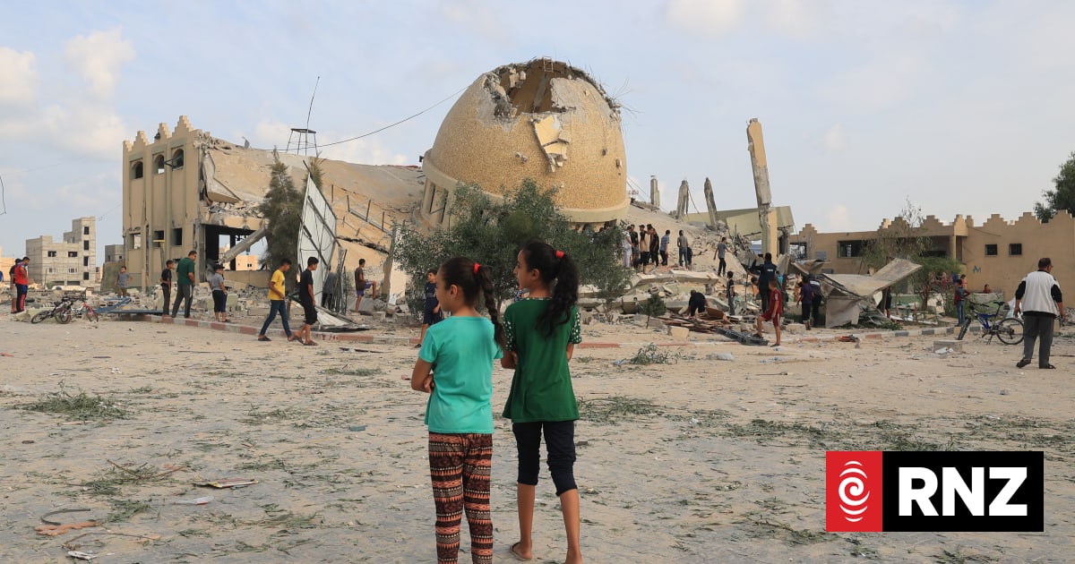 Hundreds killed in Israel and Gaza after Hamas attack | RNZ