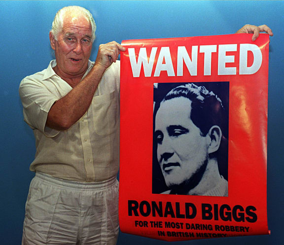 Ronnie Biggs publicising his book in 1994.