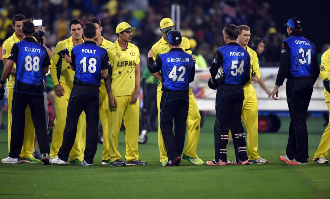 The two team shake hands after Australia beat New Zealand in the final of the 2015 Cricket World Cup.