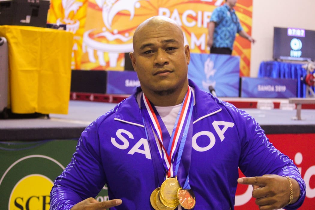 Samoa's Sanele Mao starred on the final day of weightlifting.