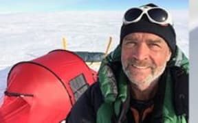 Henry Worsley during his trek.