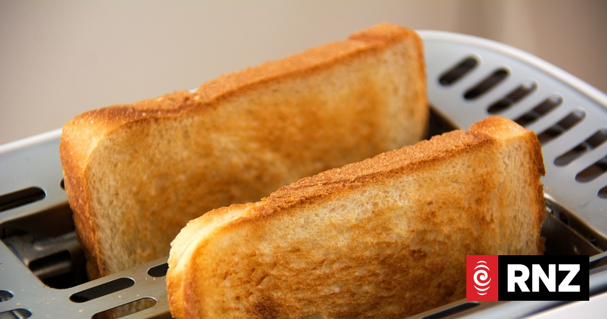 Taking toast to new height | RNZ