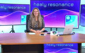 A Healy instructional video with 'psychic surgeon' Jeanette Wilson
