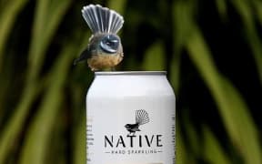 Native hard sparkling