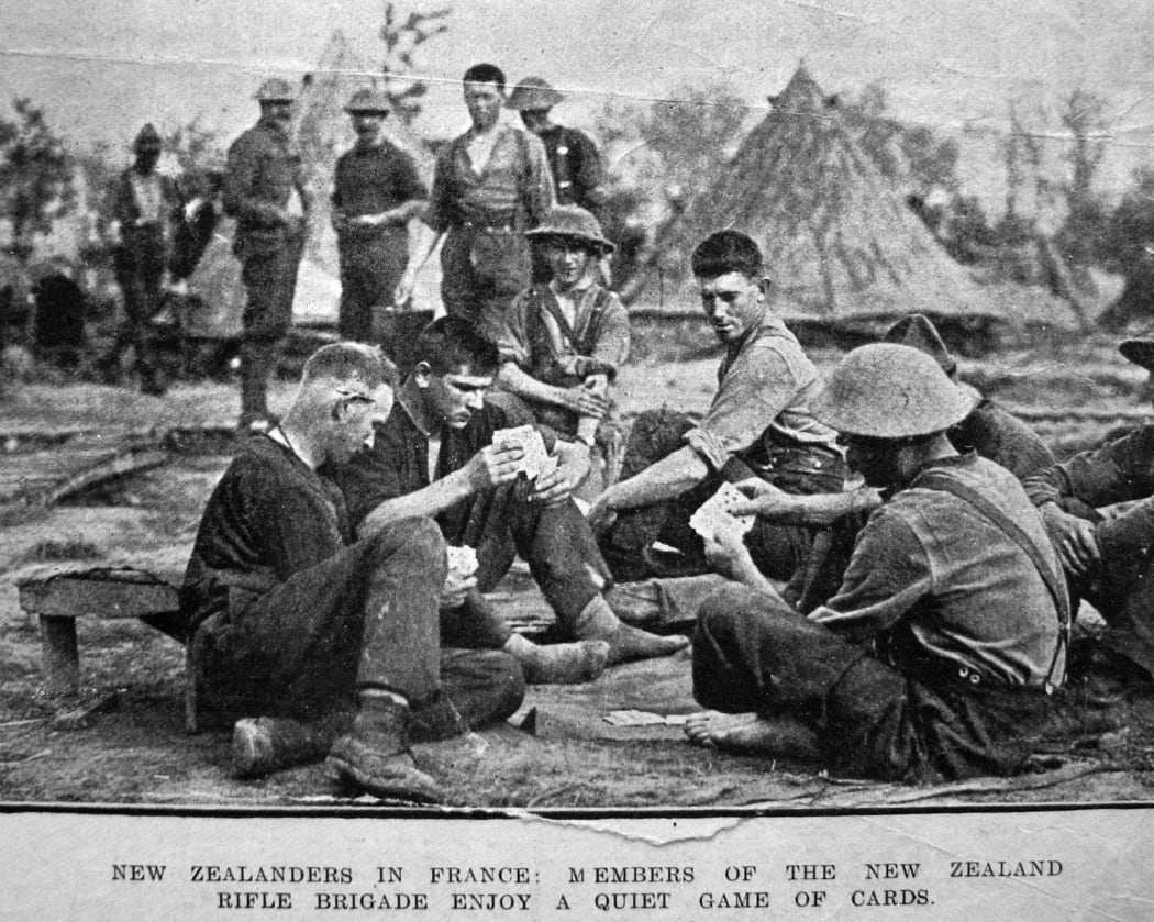 Members of NZ rifle brigade on Western Front