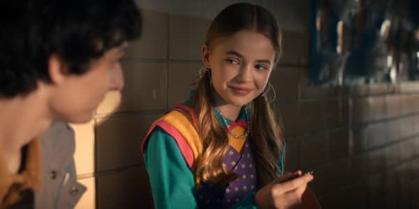 STRANGER THINGS: SEASON 5. Nell Fisher as Holly Wheeler in Stranger Things: Season 5. Cr. COURTESY OF NETFLIX © 2025