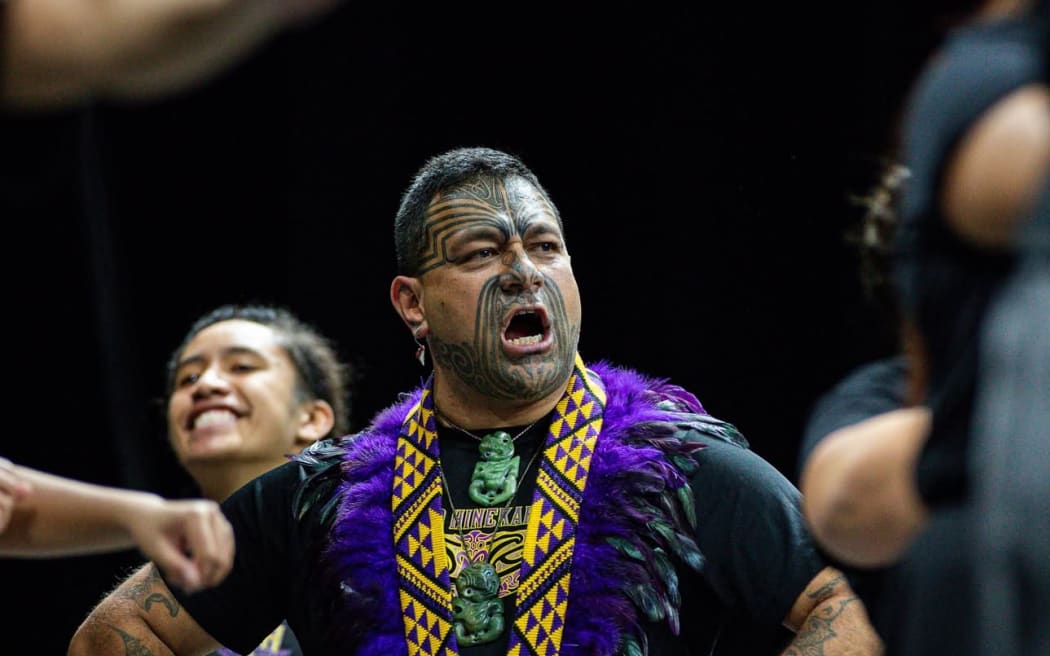 Te Poho o Hinekahukura closed their performance with a mihi to Te Pāti Māori, singing the waiata ‘Be Proud to be Māori.'