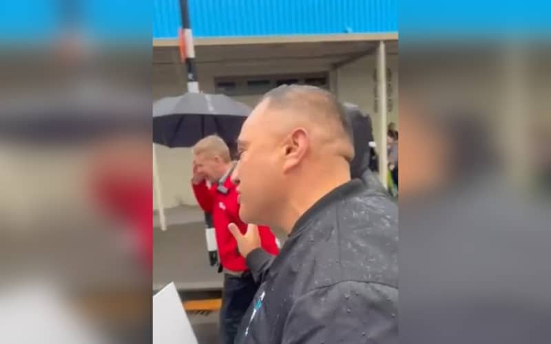 Prime Minister Chris Hipkins confronted by political disrupter at Ōtara Markets