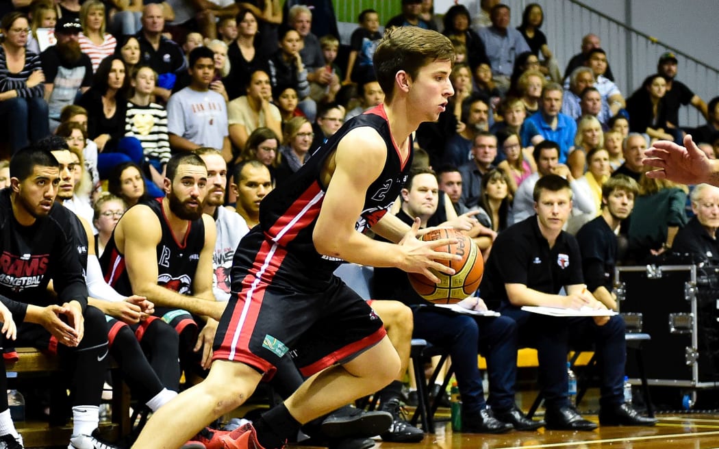 Quinn Clinton in action for the Rams.