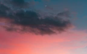 cloud and pink sky