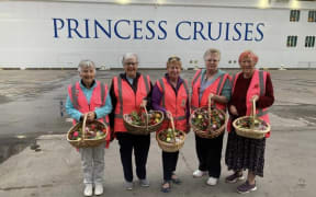 Picton Flower Ladies
