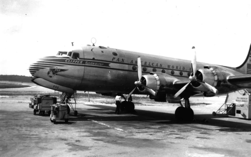 Pan Am Clipper Endeavour - single use