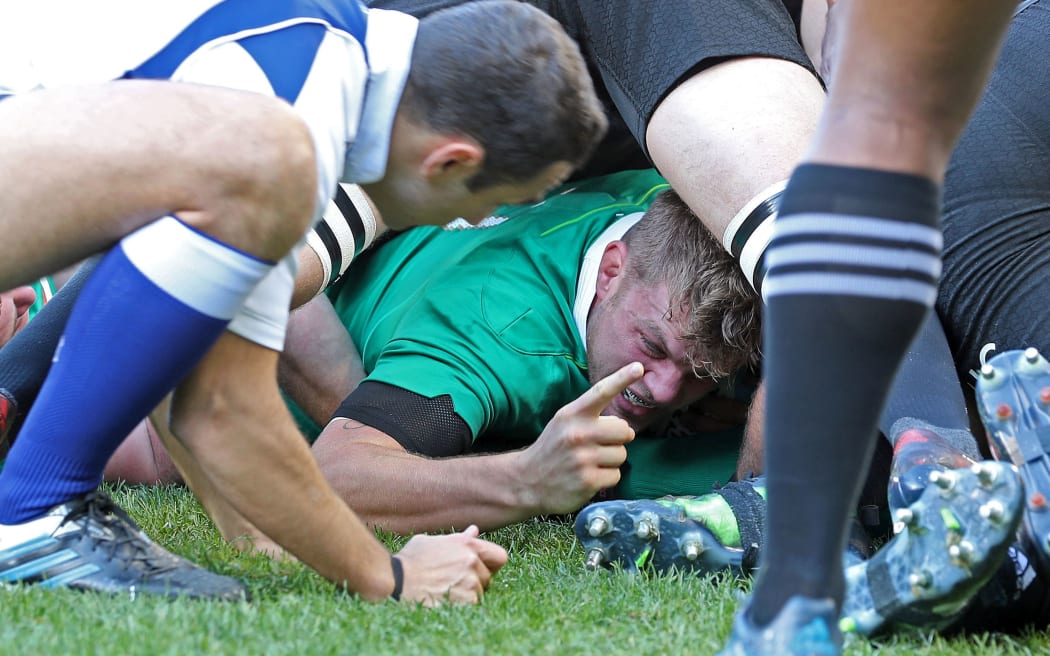 Jordi Murphy scores Ireland's first try in their historic win over the All Blacks.