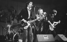 Sex Pistols (Glen Matlock, front)