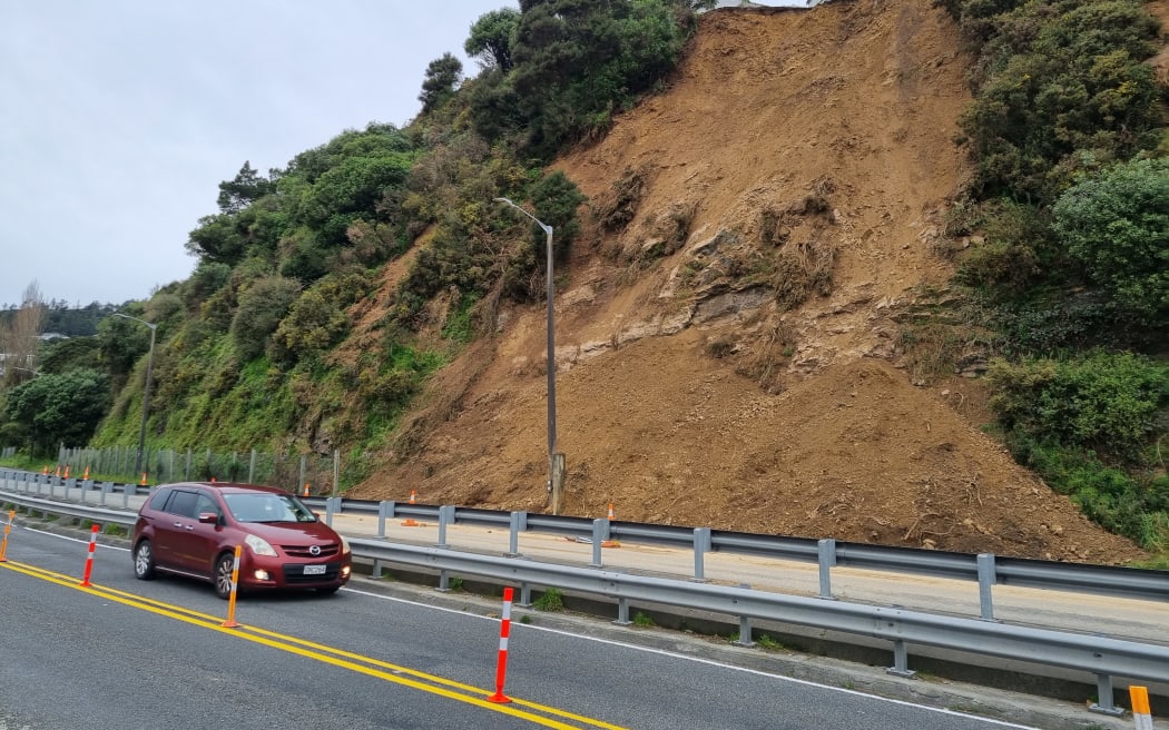 The slip left mounds of earth on Eastern Hutt Road's southbound lanes.