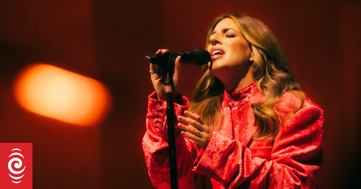 Review: Brooke Fraser with the Auckland Philharmonia at Spark Arena