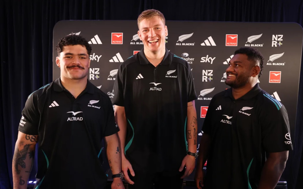 Du'Plessis Kirifi, Fabian Holland and Timoci Tavatavanawai.