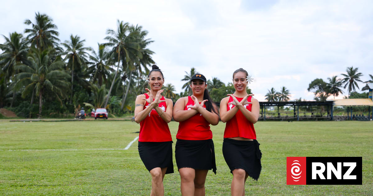 'Queens feeling confident': Cook Islands women dance their way to health
